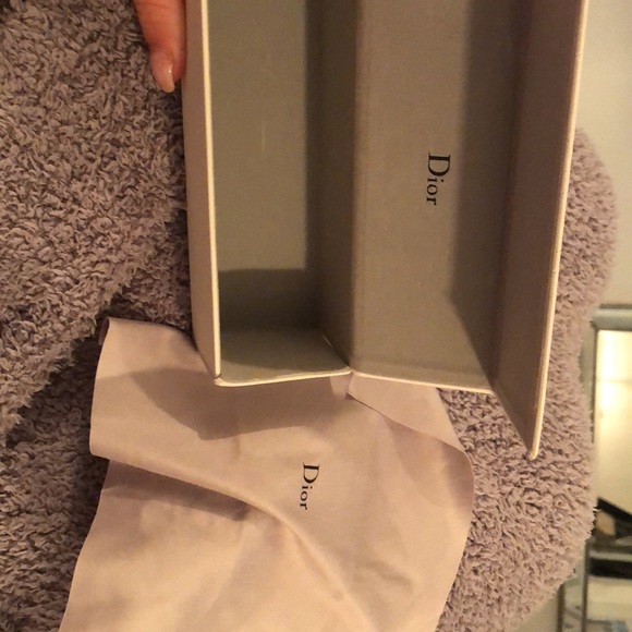 ATUHENTIC DIOR SO REAL NAVY SUNGLASSES - Picture 6 of 6